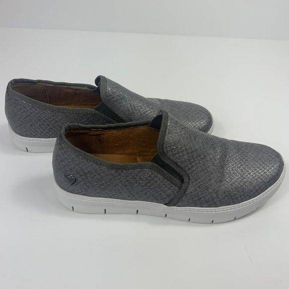 Nurse Mates Slip On Shoes - Picture 3 of 12